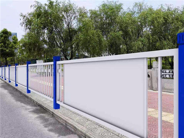 常規(guī)市政道路護(hù)欄,常規(guī)市政道路護(hù)欄廠(chǎng)家,市政道路護(hù)欄案例